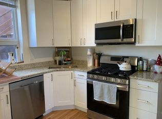 1949 N Hudson Ave APT 3R, Chicago, IL 60614