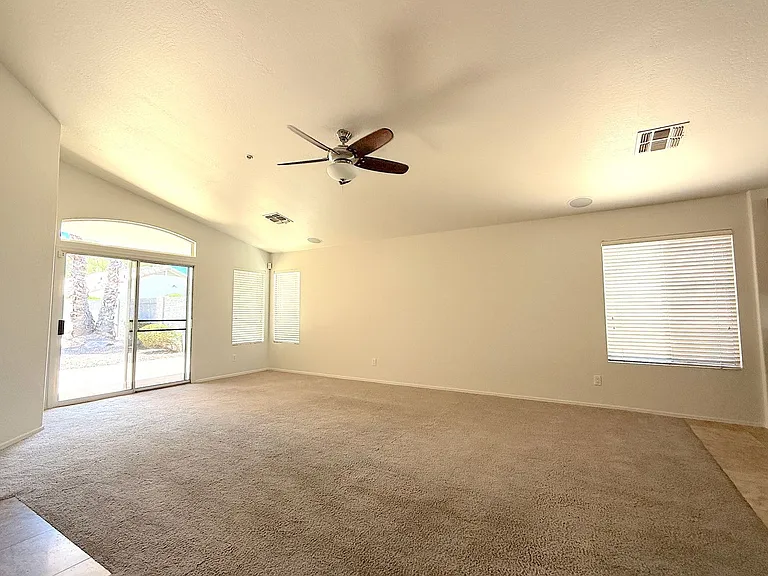 8757 E Avalon Dr — Photo 6