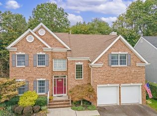 11 Autumn Dr, Scotch Plains, NJ 07076