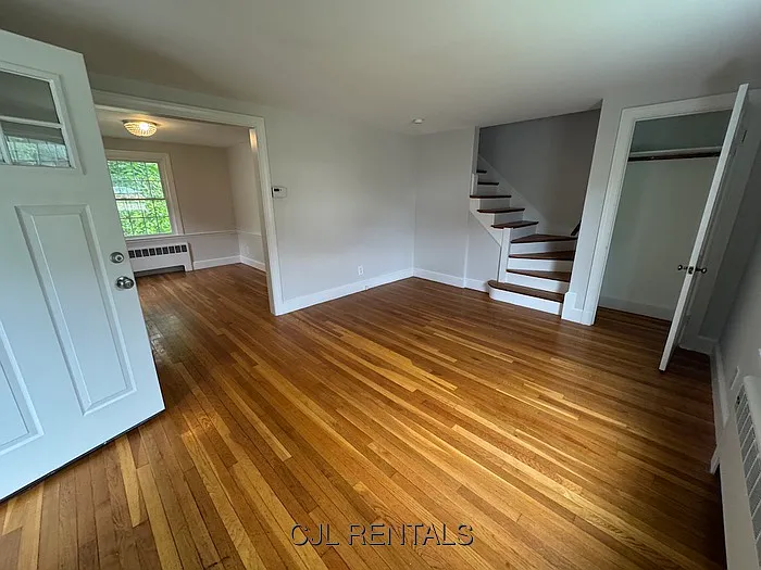 161 Hunnewell St — Photo 3