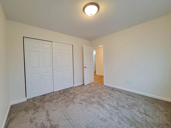 4th image of 2525 Ivory St NW