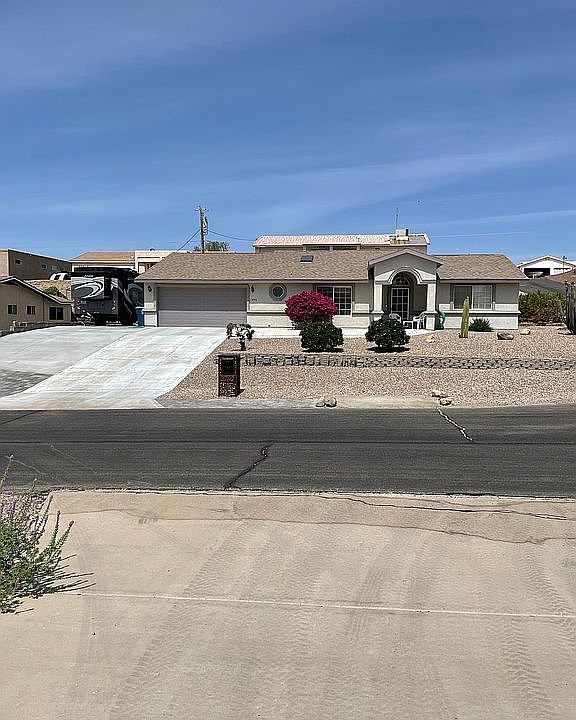 1st image of 3792 Bear Dr