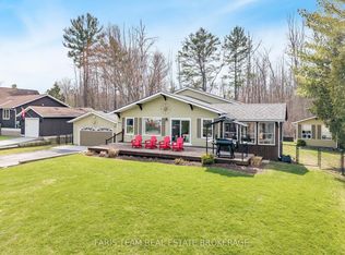 68 Bayside Ave, Tay, ON L0K 2A0