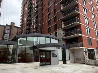 700 1st St APT 2R, Hoboken, NJ 07030