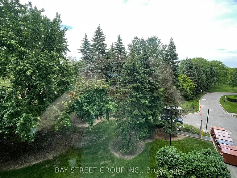 7905 Bayview Ave #423 — Photo 15
