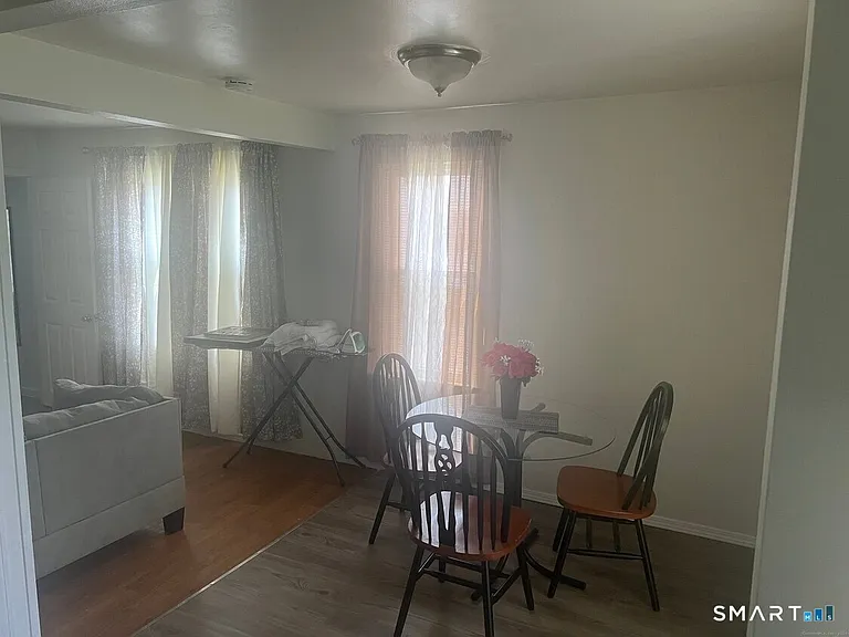 24-26 Judson Ave — Photo 5