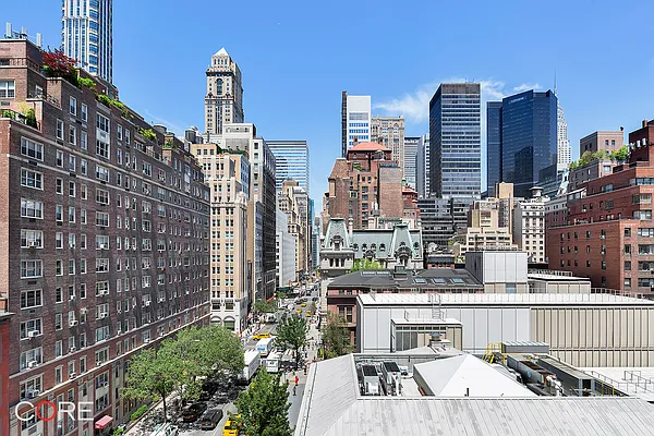 Rented by CORE | media 14