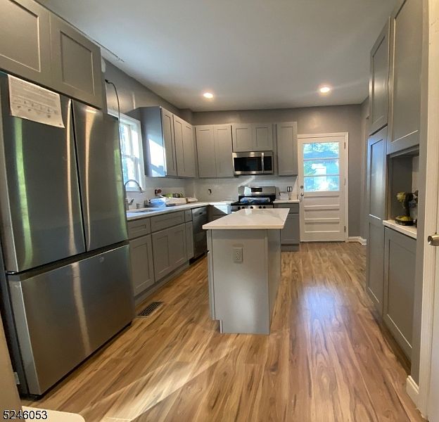 1st image of 10 Park Rd