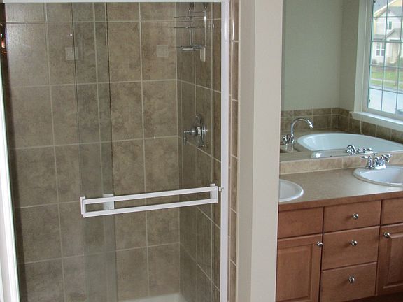 4th image of 4427 3rd Ave NW