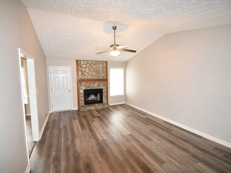 6313 Applewhite Rd — Photo 3