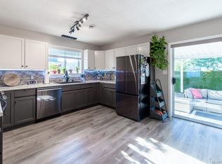 749 Marchmont Rd, Duncan, BC V9L2L9