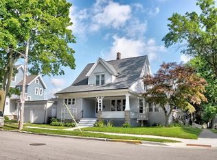 1132 E Dakota St, Milwaukee, WI 53207