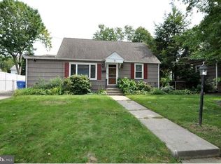 9 Whitman Ave, Cherry Hill, NJ 08002