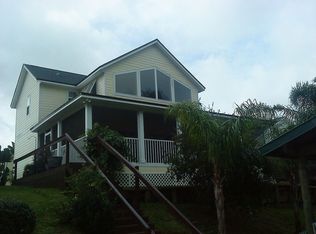 290 Maxwell Dr, Welaka, FL 32193