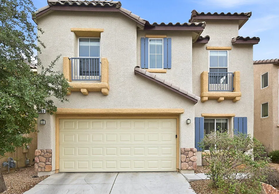 5269 Palm Pinnacle Ave