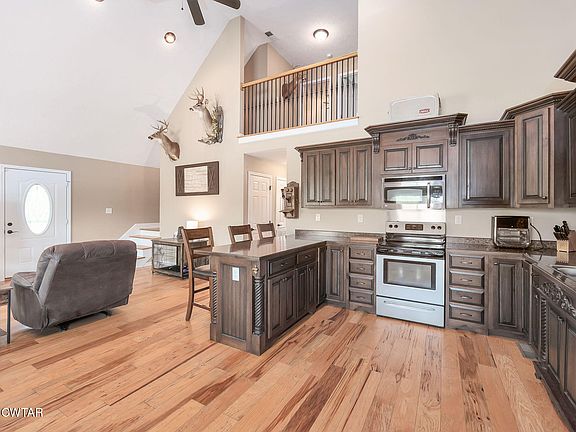 11th image of this home