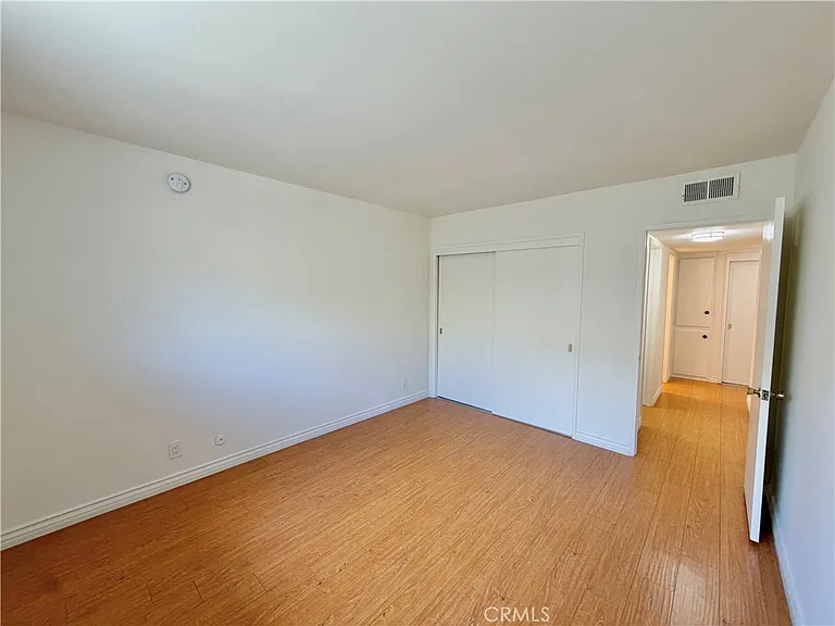14141 Dickens St — Photo 13