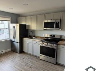 888 Hope St #2, Stamford, CT 06907