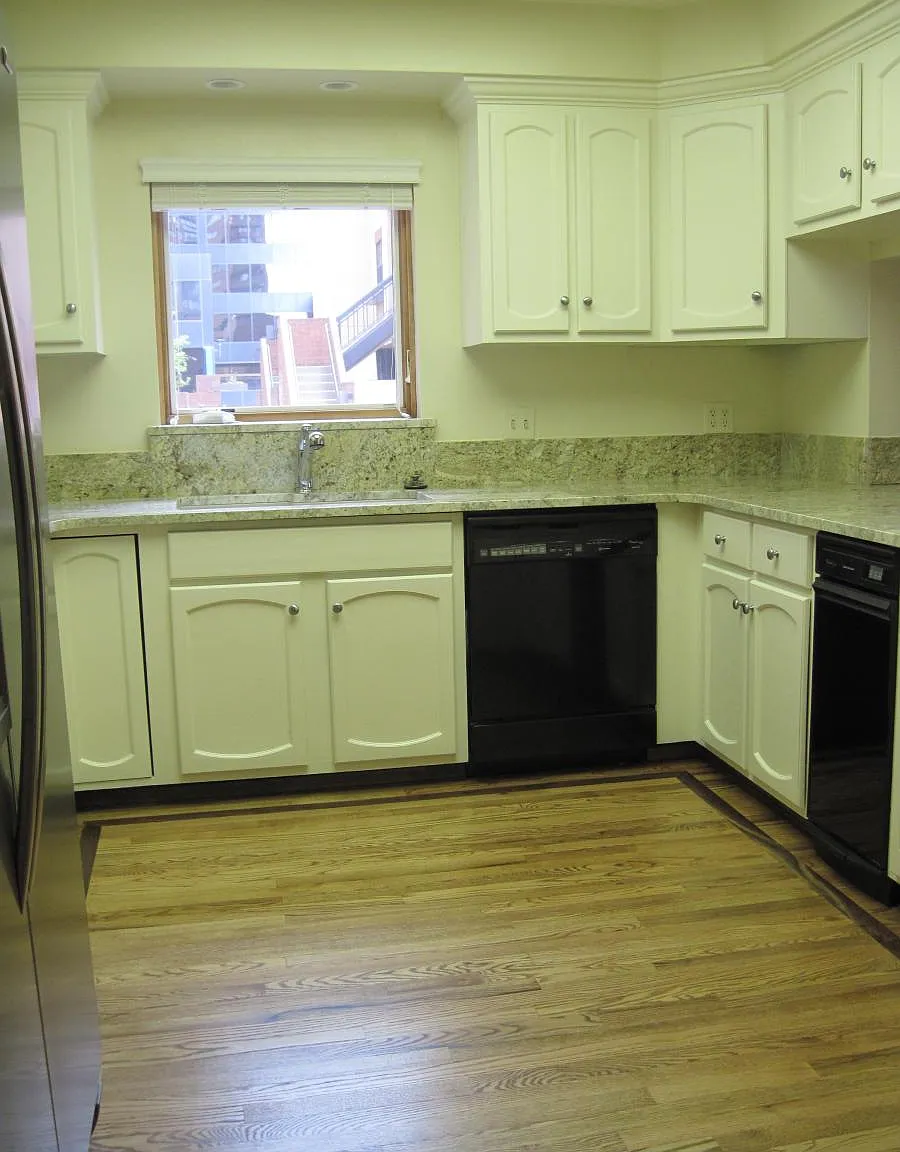 3 bed, 2000 sqft, $3,900 — Photo 3