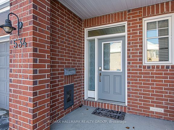 2nd image of 534 Rochefort Cir