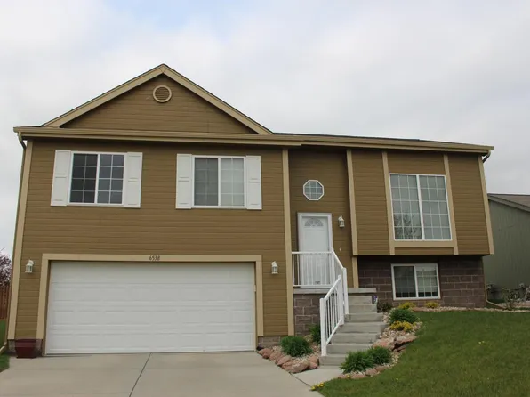 6538 N 149th St, Omaha, NE 68116