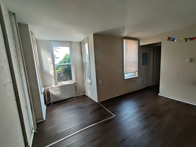 519 Green St #2 — Photo 8