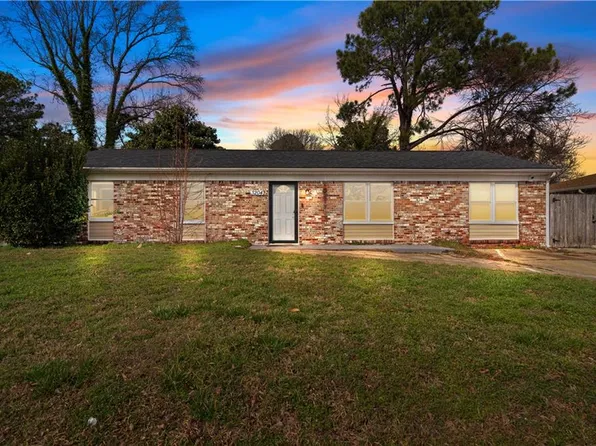 3204 Bruno Dr, Chesapeake, VA 23323