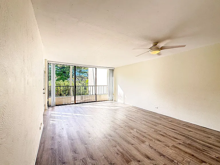 500 Lunalilo Home Rd #42C — Photo 2