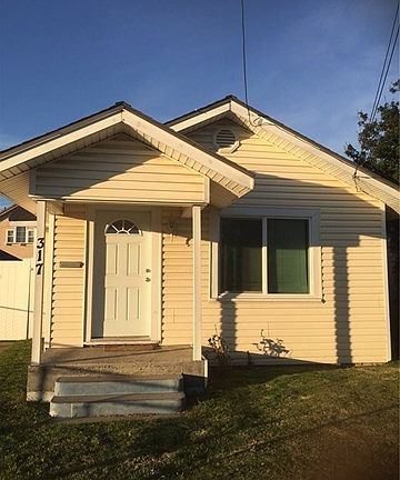 3rd image of 317 E C St