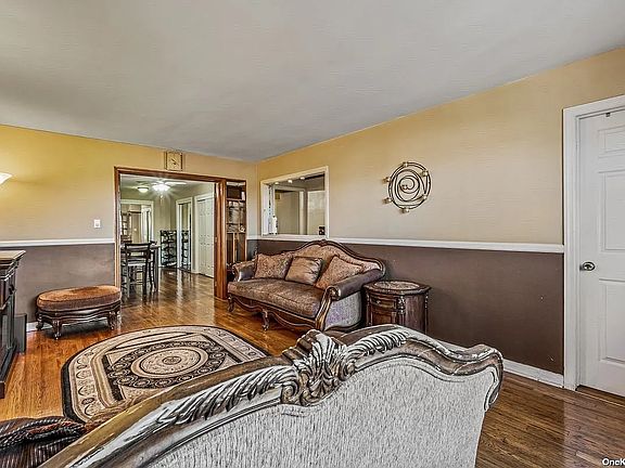 5th image of 83-37 Saint James Ave #5U