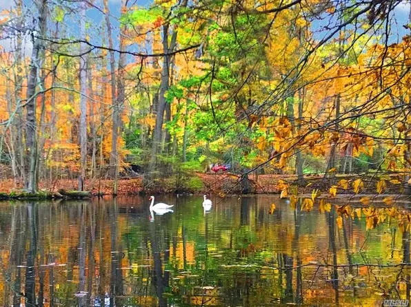 5 Tide Mill Rd, Saint James, NY 11780