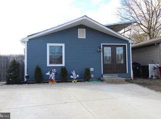 195 Gibbons Ct, Atco, NJ 08004