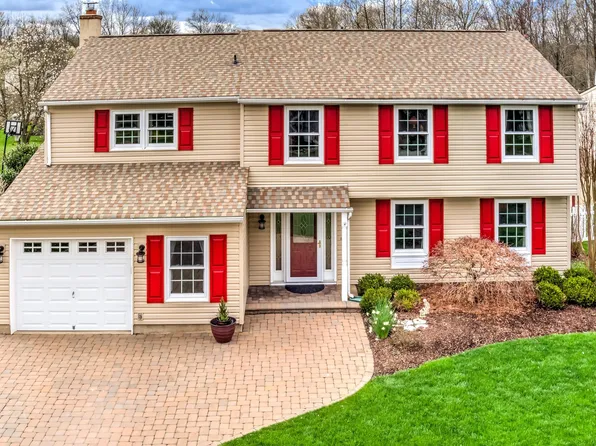 306 Bernick Dr, Langhorne, PA 19047