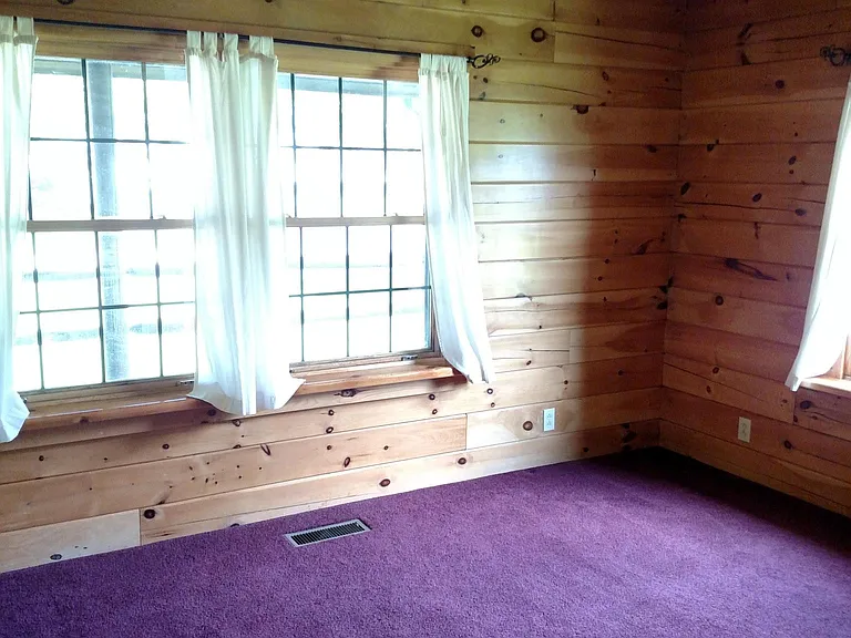 818 Fischer Rd — Photo 13