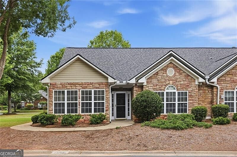 1st image of 3703 Villa Springs Cir