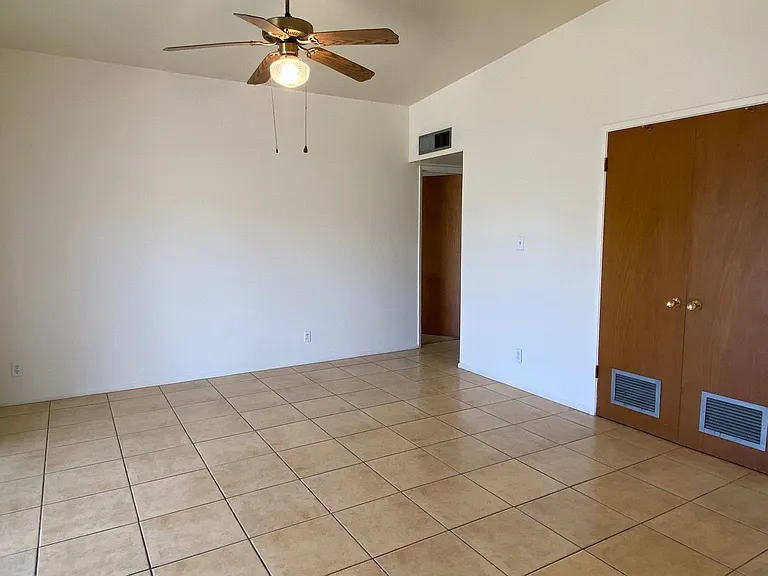 2219 N 73rd Pl — Photo 15