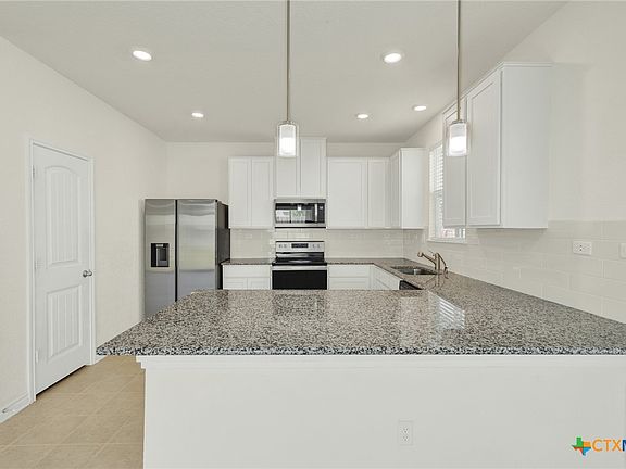 3rd image of 1935 Brandywine Dr