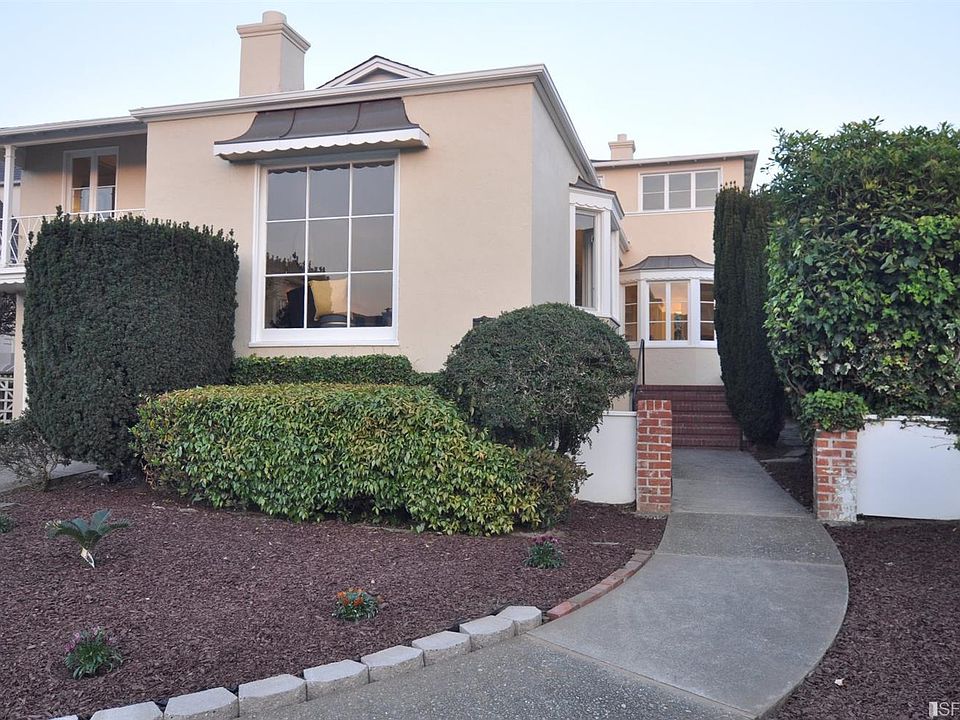 1st image of 70 Beachmont Dr