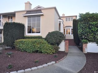 70 Beachmont Dr, San Francisco, CA 94132