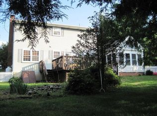 66 Hill Rd, Bernville, PA 19506