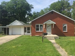 2406 Valley Ct, Alton, IL 62002