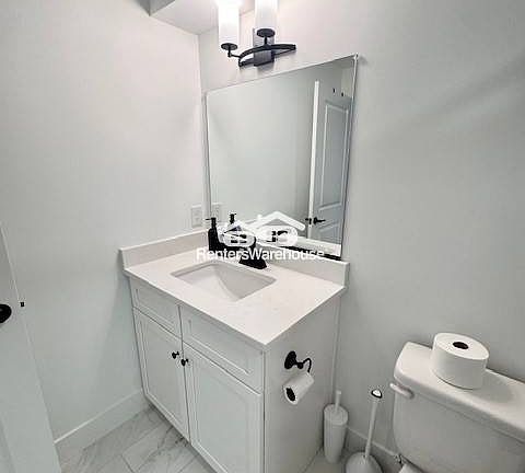 3rd image of 6410 Benton Oak Ct