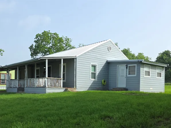 450 Valley Ln, Weatherford, TX 76085
