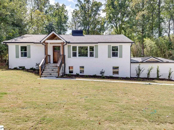 102 Elizabeth Dr, Greenville, SC 29615