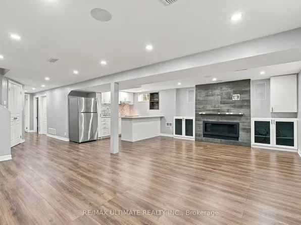 7639 Kittridge Dr, Mississauga, ON L4T 3L9