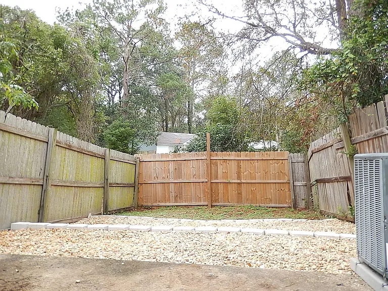 932 S Lipona Rd — Photo 17
