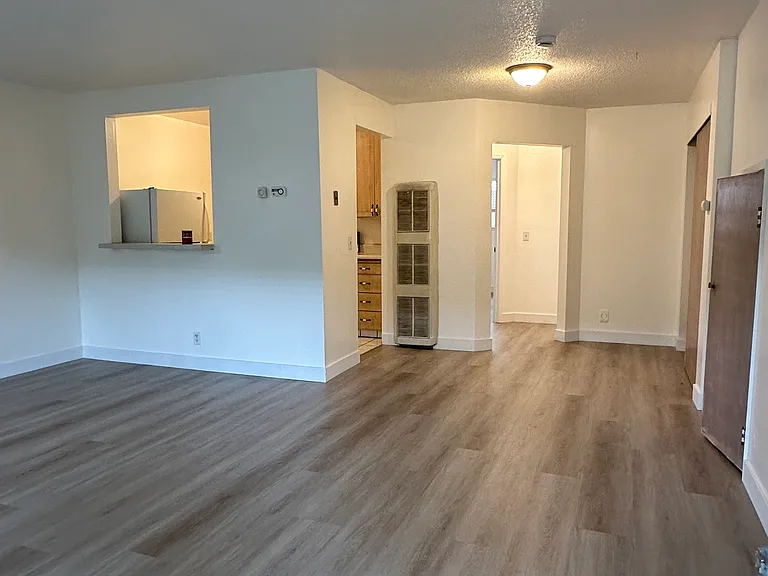 318 Gault St #6 — Photo 6