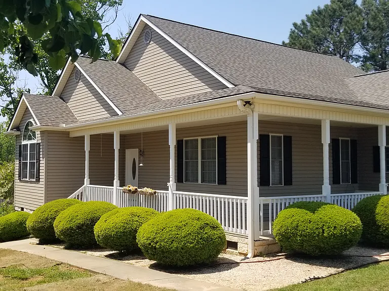 105 Rochester Rd — Photo 1