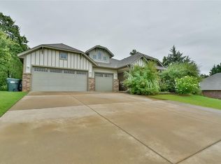 8960 Overlook Dr, Guthrie, OK 73044