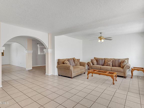 5th image of 4932 Winthrop Dr